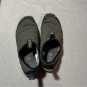 Nike ACG slip ons